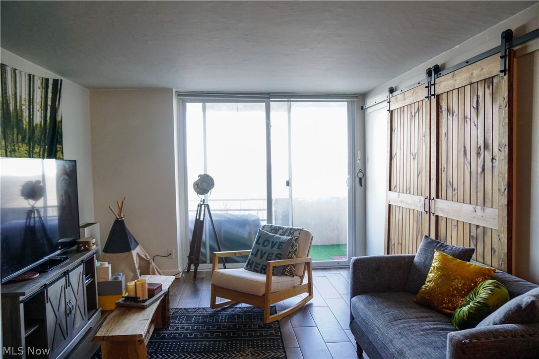 Bonneville Tower Condo - Residential