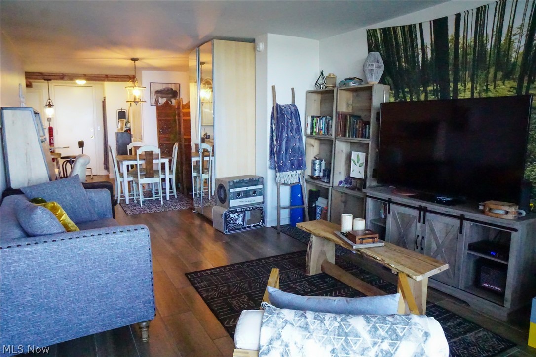 Bonneville Tower Condo - Residential