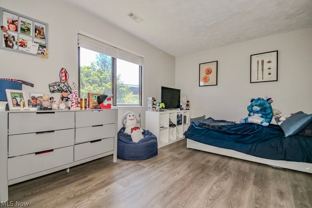 Chillicothe Road Condo - Residential