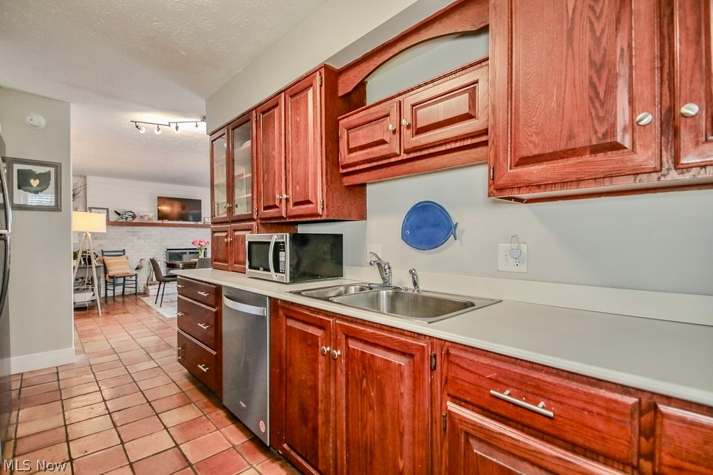 Chillicothe Road Condo - Residential