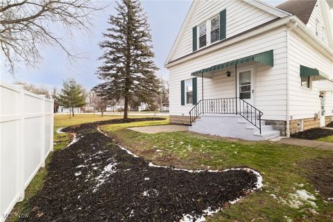 Tiny photo for 644 Mill Rd Rd, Ravenna, OH 44266 (MLS # 5179607)