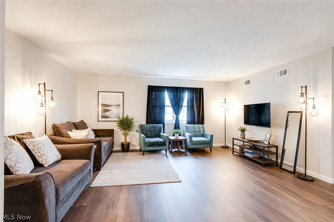 Unit/Roman Gardens Condos - Residential