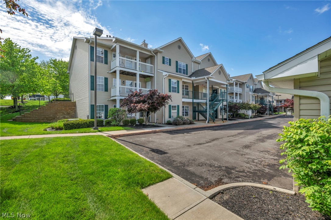 Lenox Greens Condo - Residential