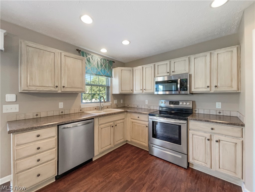 Highland Crk Ph 04 - Residential