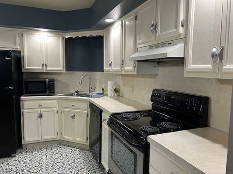 Tiny photo for 119 Stonyridge Drive #104, Sandusky, OH 44870 (MLS # 5178854)