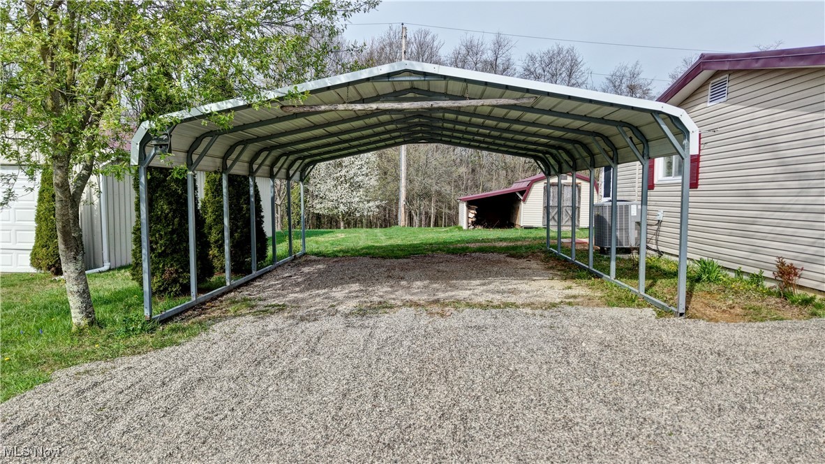 10304 Plainfield Road, Kimbolton, Ohio image 4