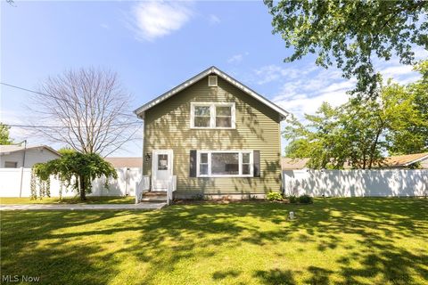 Photo for 256 Cove Beach Avenue