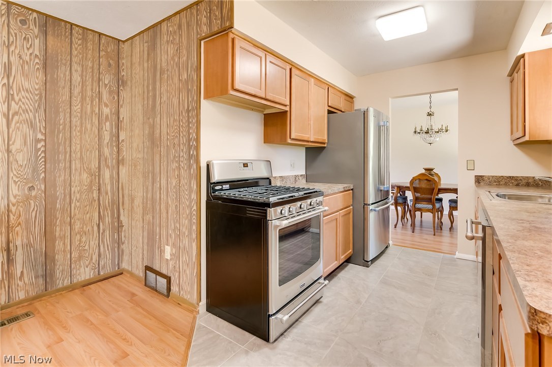 Melshore Fwy Estates 01 - Residential