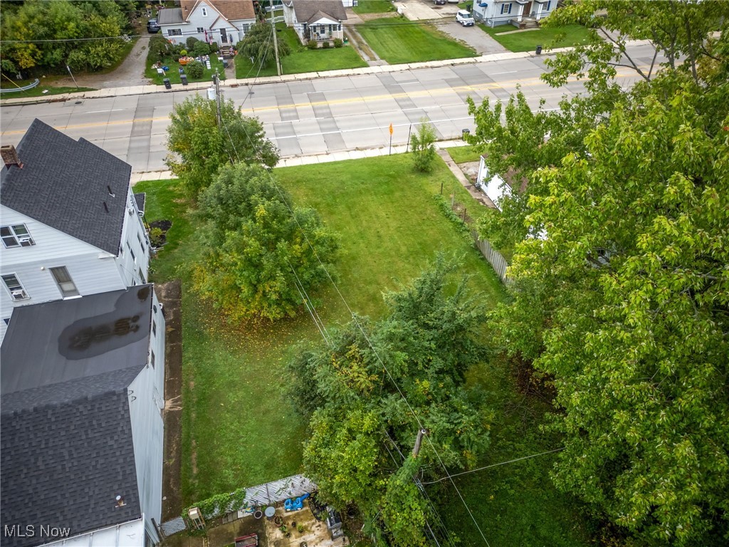 1048 W River Road, Elyria, Ohio image 9