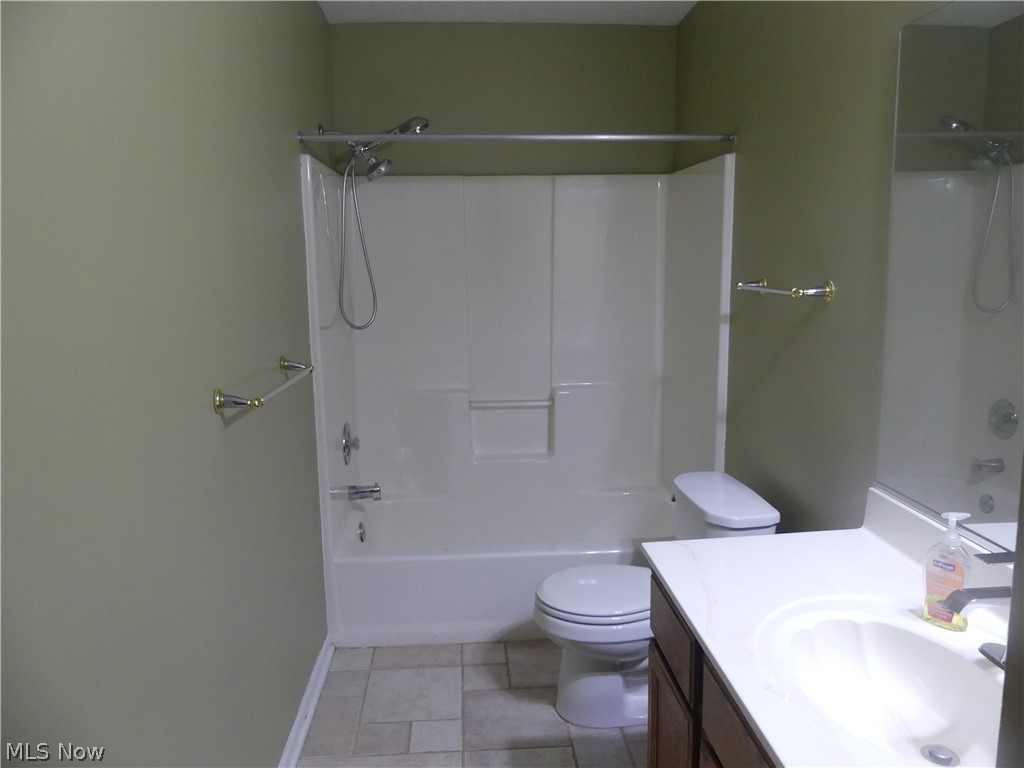 Orchard Grove Villas Condo Ph 04 - Residential