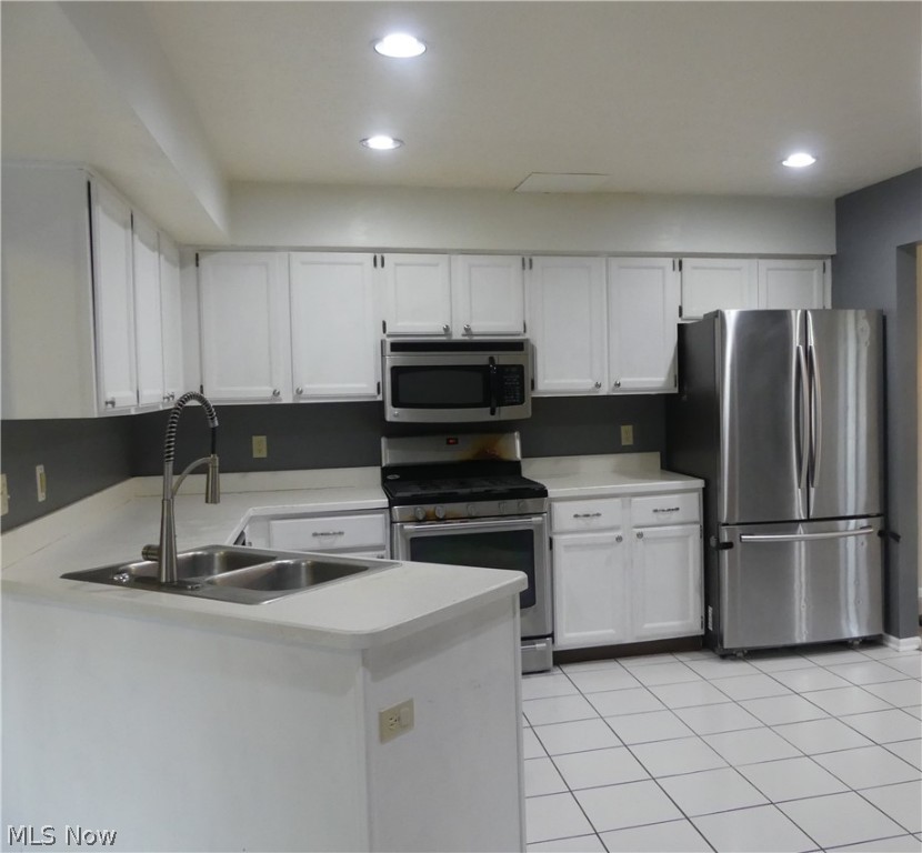 Orchard Grove Villas Condo Ph 04 - Residential