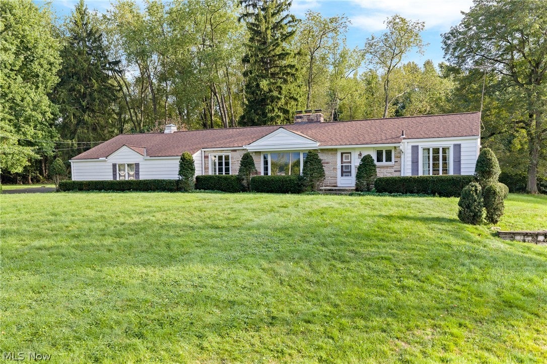 806 E Warner Road