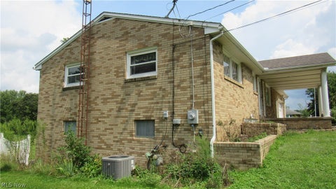 Tiny photo for 6841 Navarre Road SW, Massillon, OH 44646 (MLS # 5238988)