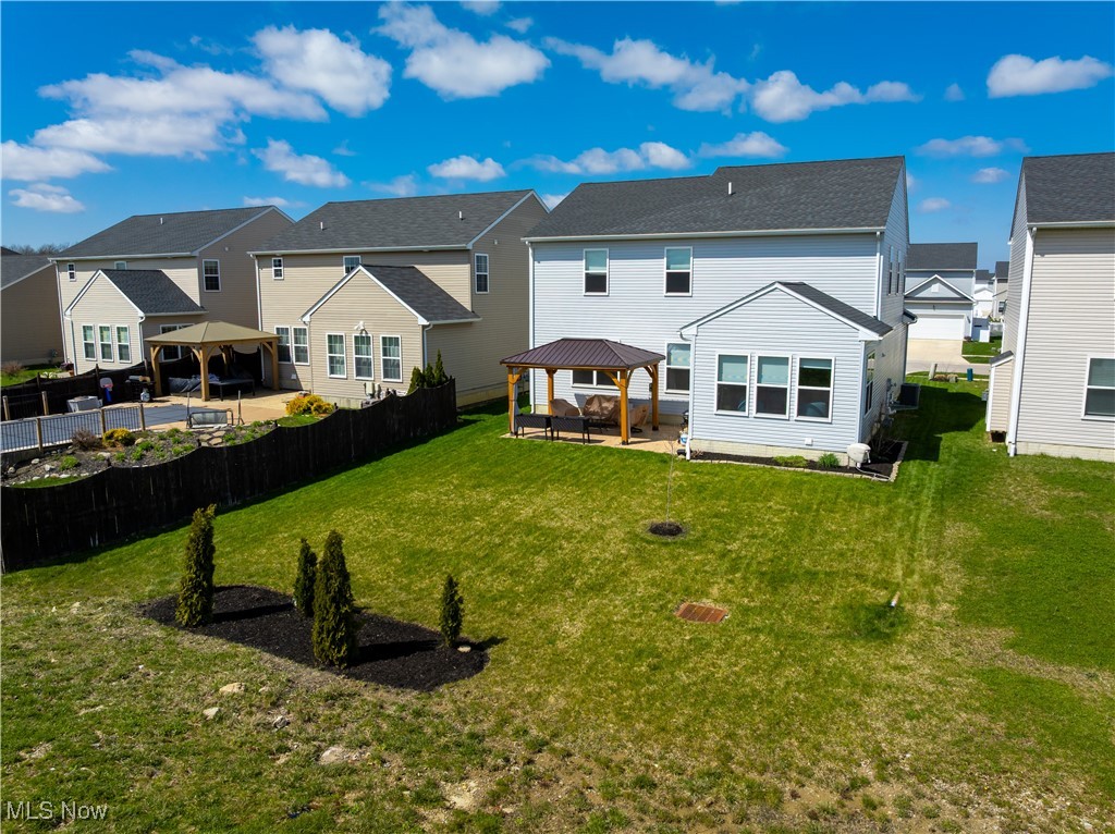 37475 Amber Way, North Ridgeville, Ohio image 32