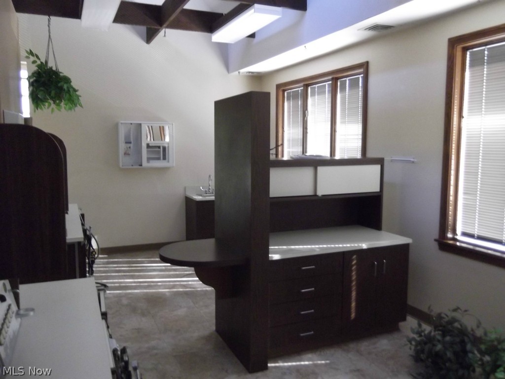 Swallowtail - Commercial Lease