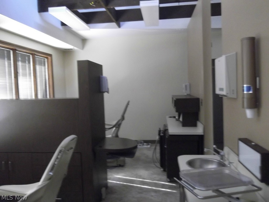 Swallowtail - Commercial Lease