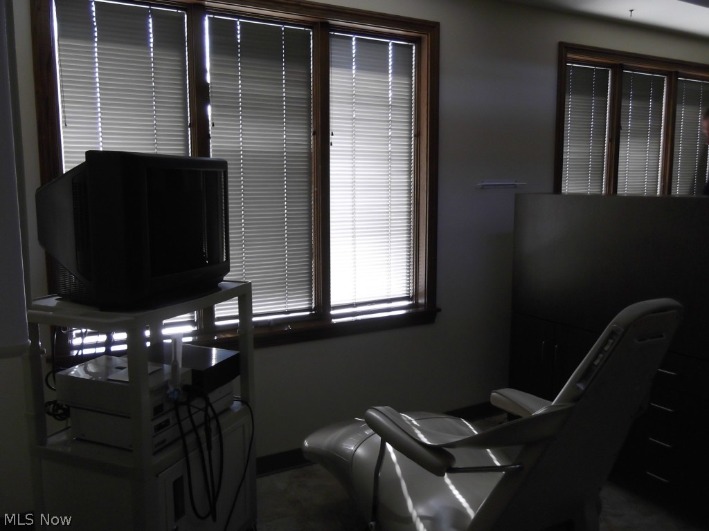 Swallowtail - Commercial Lease