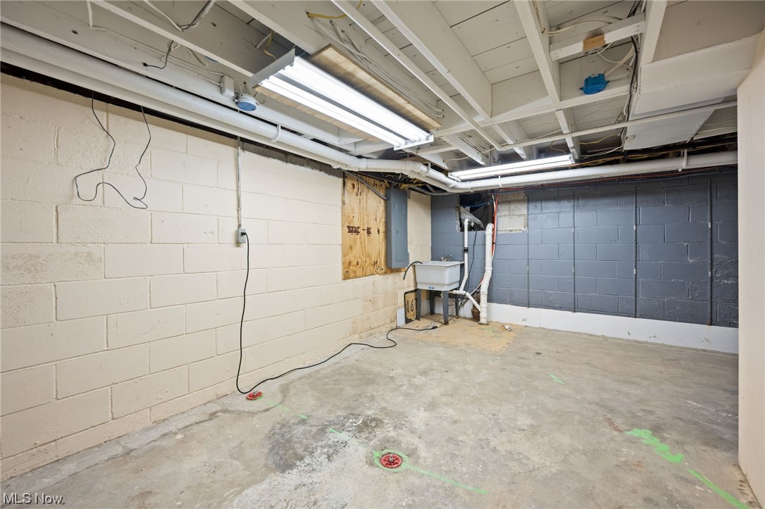 Village/Jefferson - Residential