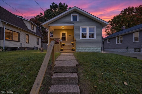 Homes For Sale - 1891 Ford Avenue<br/> Akron, OH 44305