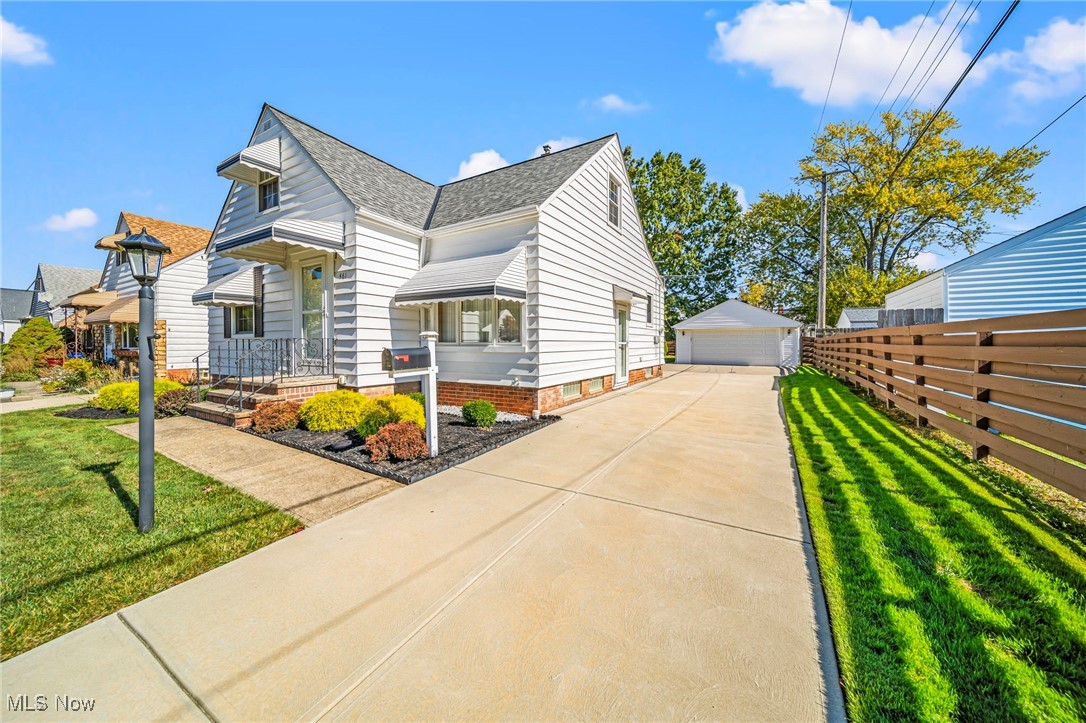 Frst View - Residential