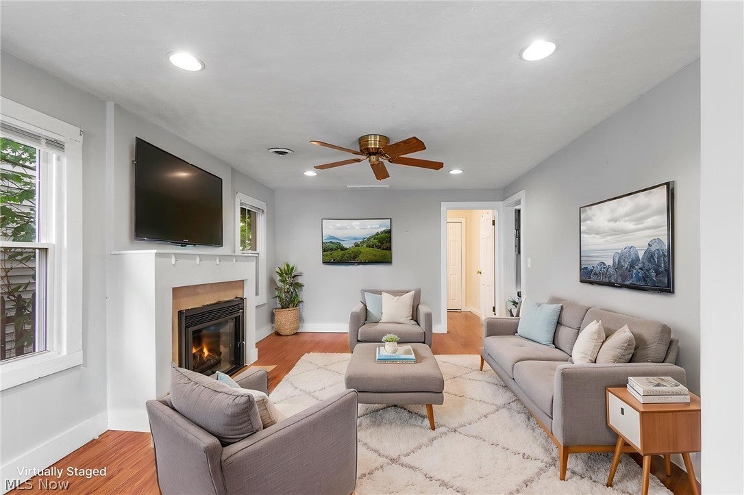 6243 Iroquois Trail