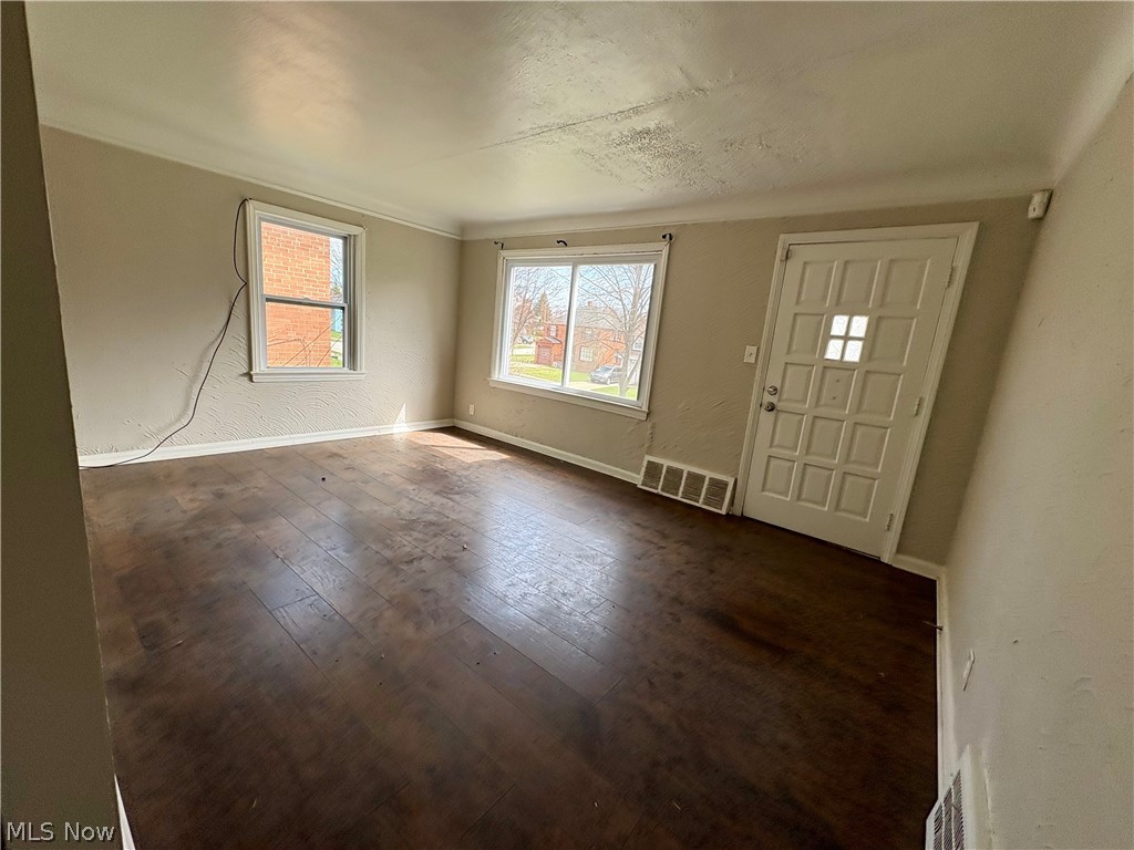 Center Hwy - Residential