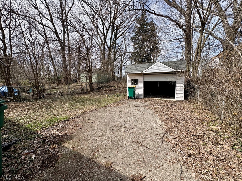 Center Hwy - Residential