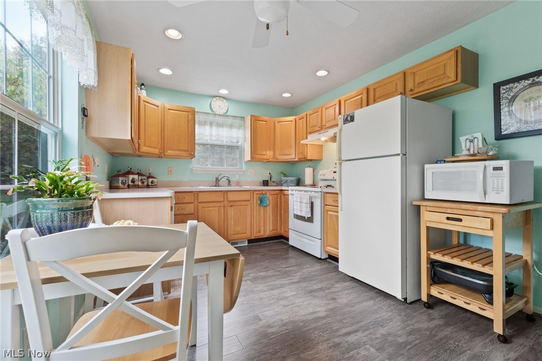 Middle Rdg Condo Ph2 - Residential