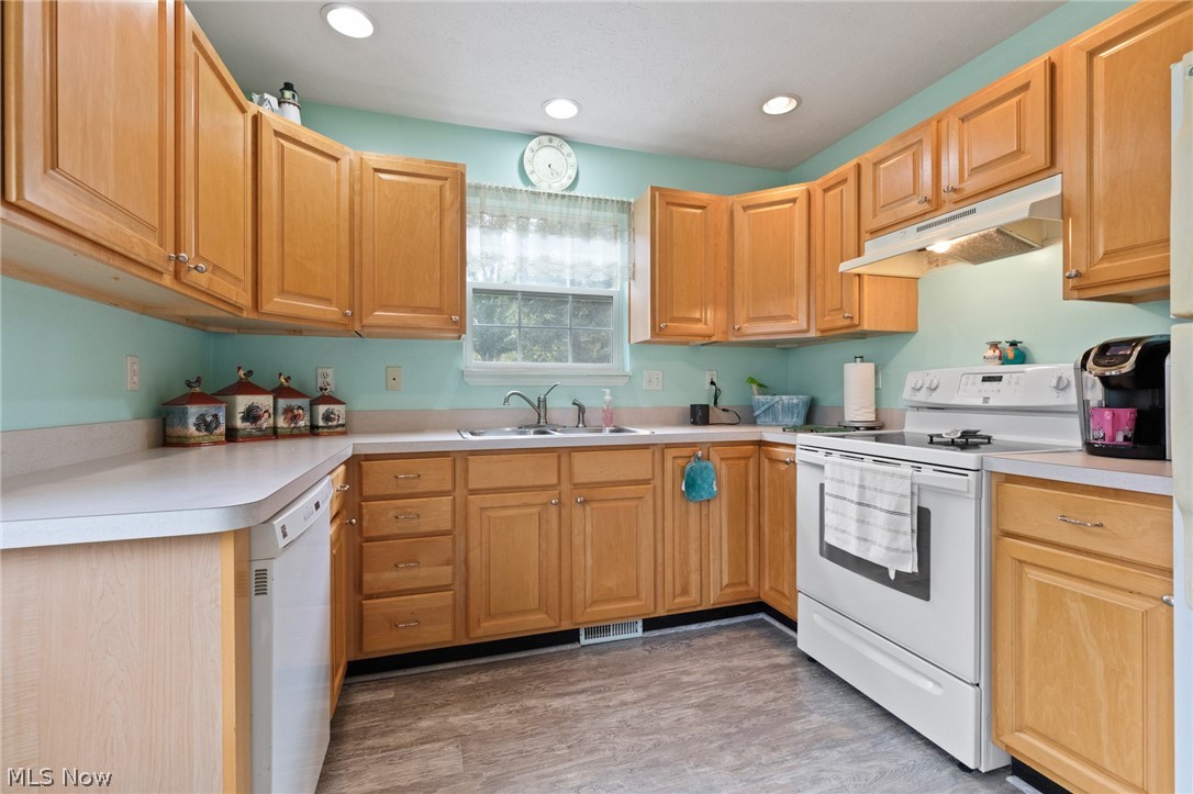 Middle Rdg Condo Ph2 - Residential