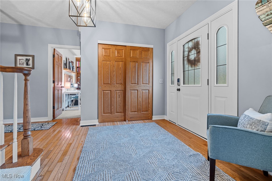 5845 Royal Hill Circle NE