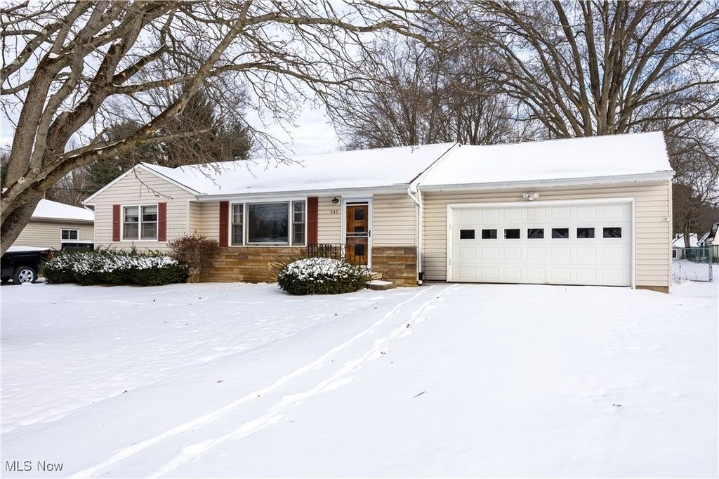 Photo of 283 Westgate Avenue, Wadsworth, OH 44281 (MLS # 5179204)