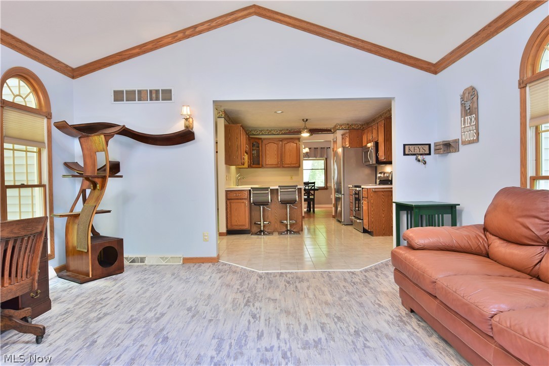 John Lyons 01 - Residential