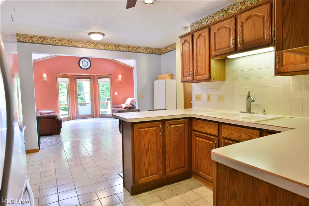 John Lyons 01 - Residential