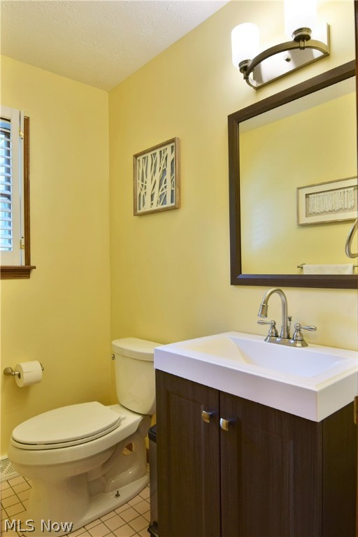 John Lyons 01 - Residential