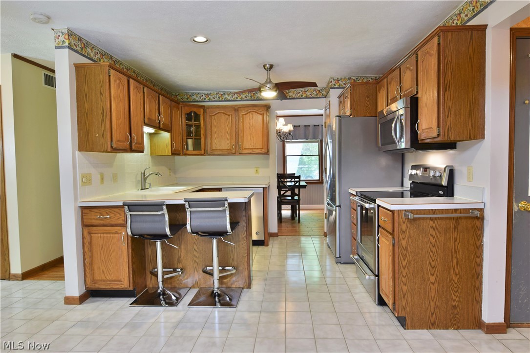 John Lyons 01 - Residential