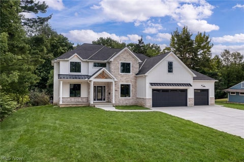 Homes For Sale - 25428 Bryden Road<br/> Beachwood, OH 44122