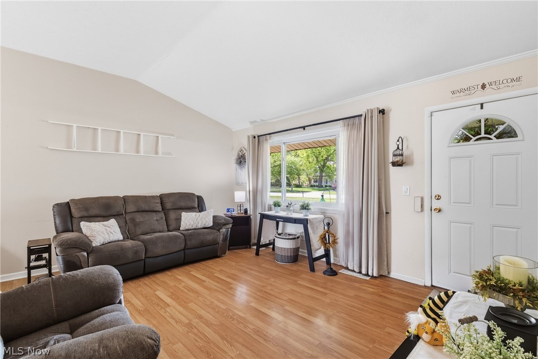 24264 Fairlawn Drive