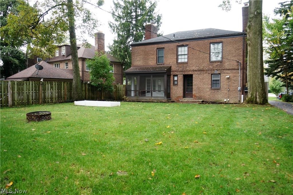 Van Sweringen 24 - Residential Lease