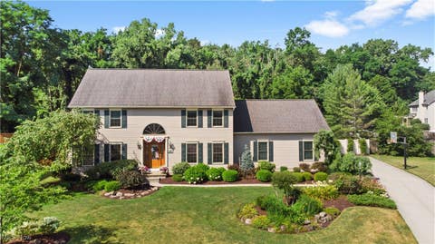 Photo for 33 Baldwin Court