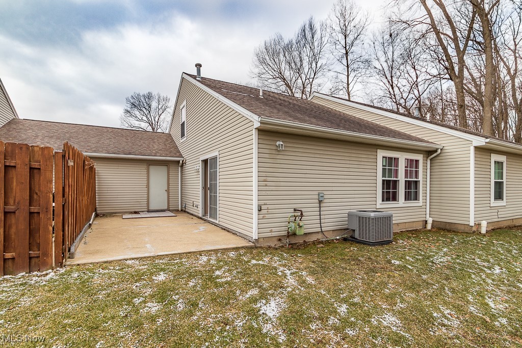 3275 Woodland Trail #C, Cortland, Ohio image 9