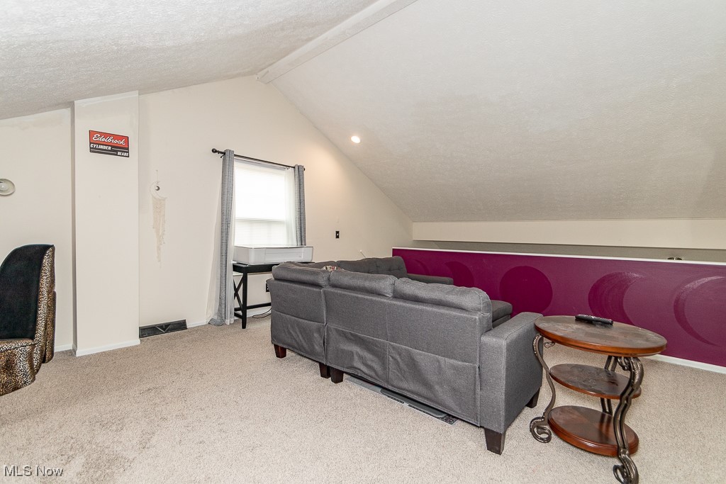 3275 Woodland Trail #C, Cortland, Ohio image 29