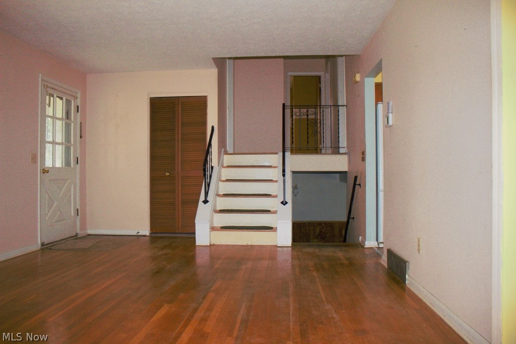 Jamestown Village - Residential