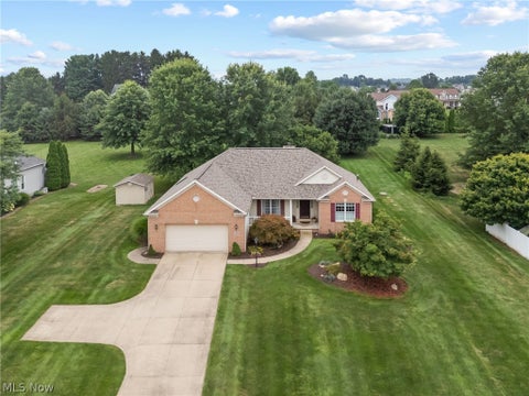 Homes For Sale - 2274 Lake Center Street<br/> Uniontown, OH 44685