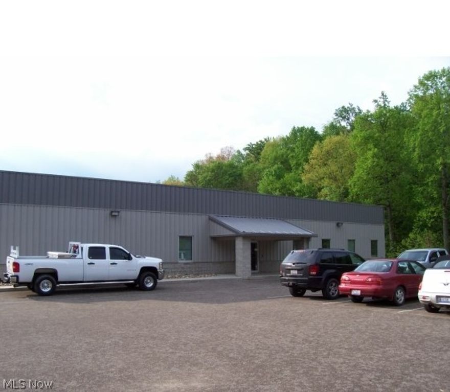 Nice looking block building previously used and perfectly set up as a Call Center. Approximately 10,000 SF consisting of 6 private offices, conference room and large open area for cubicles or to build out. Nicely built out restrooms and Break room with kitchen area. Lots of parking and conveniently located. Many possibilities.  Owner may be willing to divide for favorable lease terms