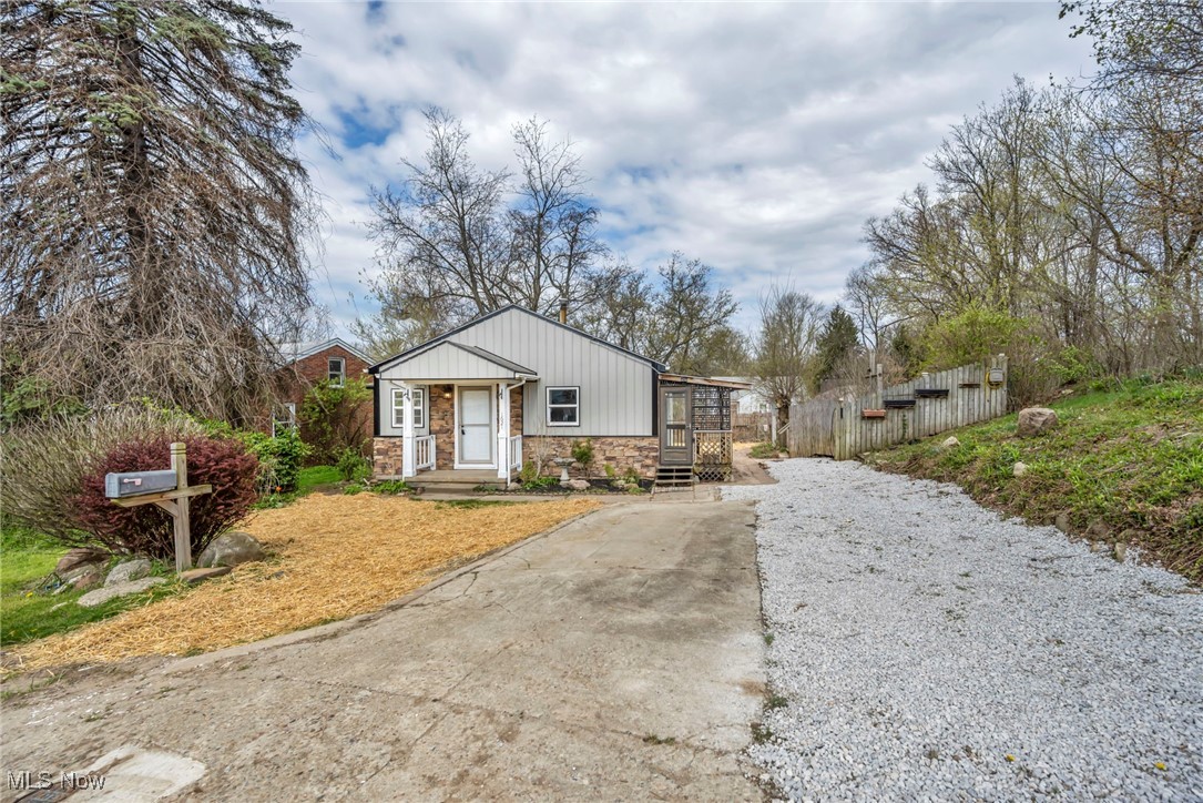 1621 Oakmont Street, Canton, Ohio image 4