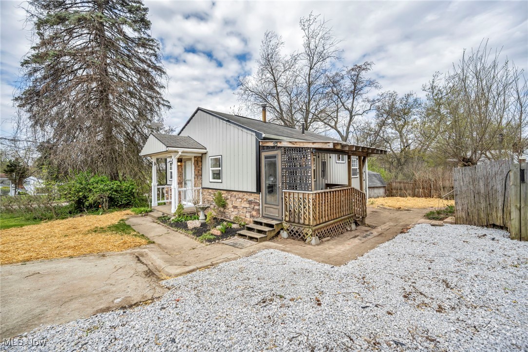 1621 Oakmont Street, Canton, Ohio image 3