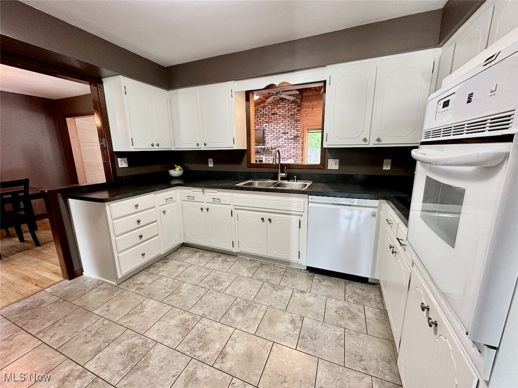 5374 Oak Ridge Drive, Willoughby, Ohio image 10