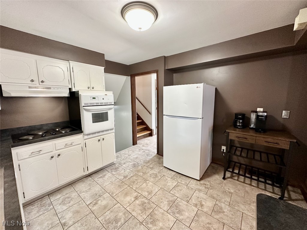 5374 Oak Ridge Drive, Willoughby, Ohio image 14