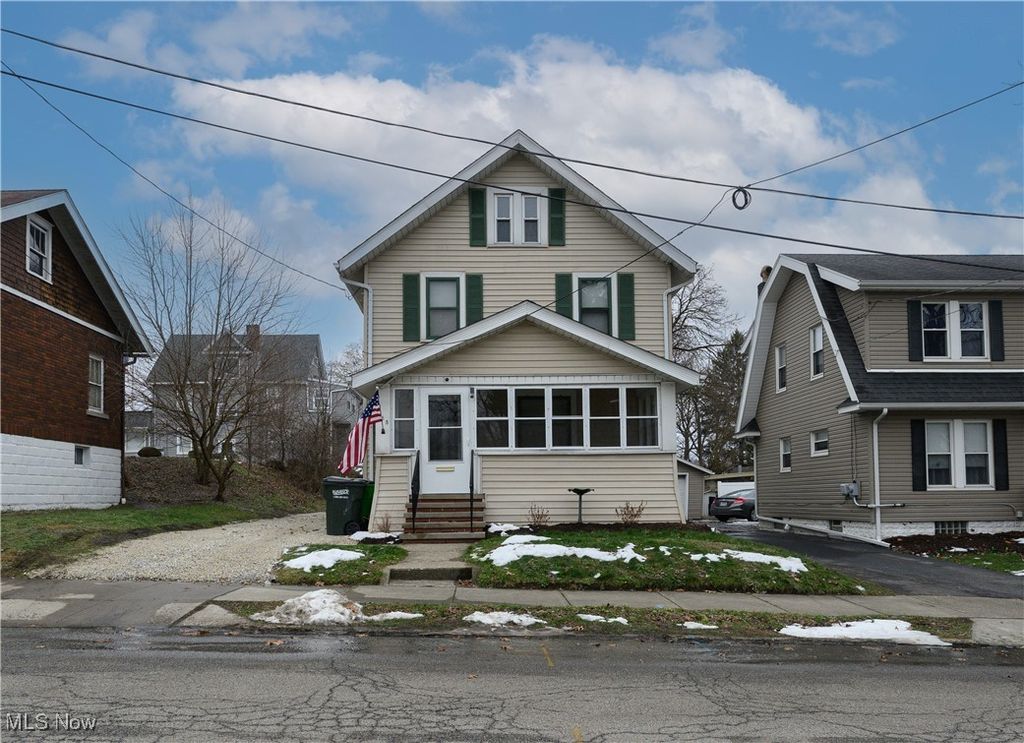 Photo of 485 Lloyd Street, Barberton, OH 44203 (MLS # 5177839)