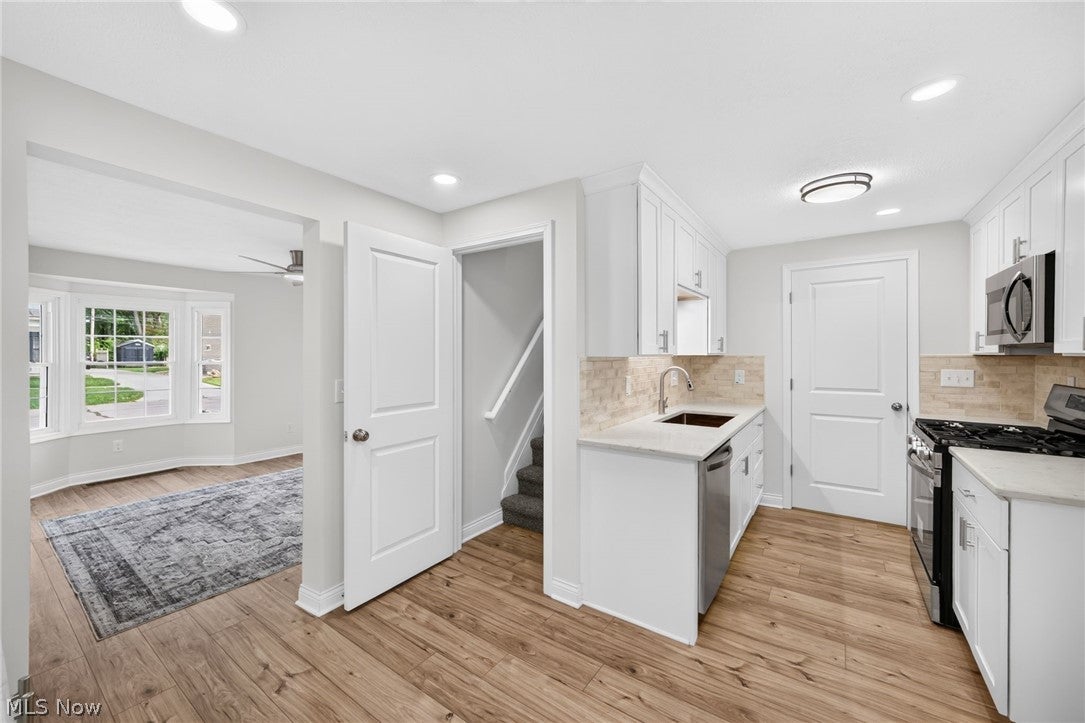 208 Sunset Road